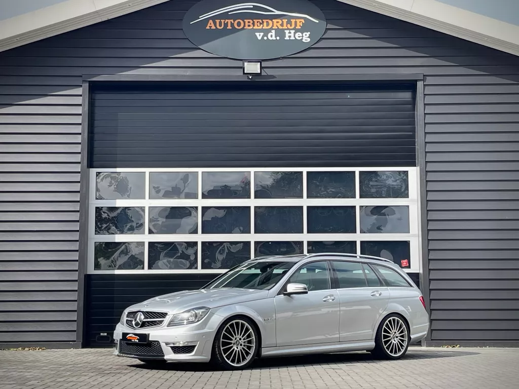 Mercedes-Benz C-klasse Estate 63 AMG zeer mooie auto!
