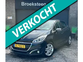 Peugeot 208 1.2 PureTech Signature Netteauto/Weinigkm/Navigatie/Boekjescompleet