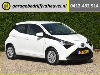Toyota Aygo 1.0 VVT-i x-play / bekende historie / camera / airco / elek. ramen / audio bediening op het stuur / snelheidsbegrenzer
