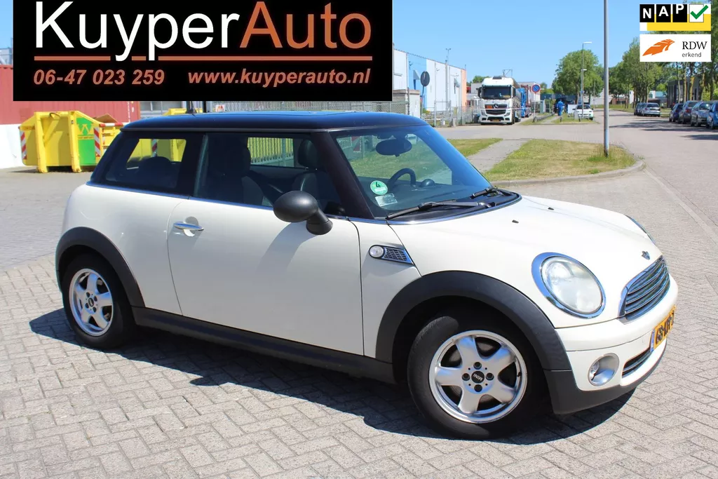 Mini Mini 1.4 One Anniversary MK II 1E EIG PANO AIRCO LEDER CRUISE VERWARMBARE VOORSTOELEN
