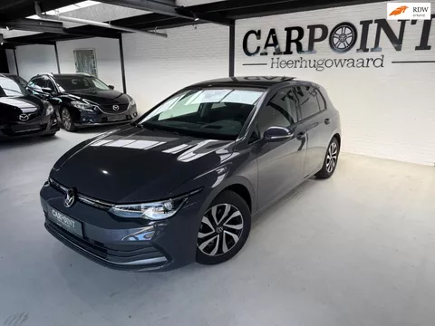 Volkswagen Golf 2.0 TDI Active 2022 Automaat Pano Head Up Elek Trekhaak IQ Light Camera Clima Cruise Vol 150PK