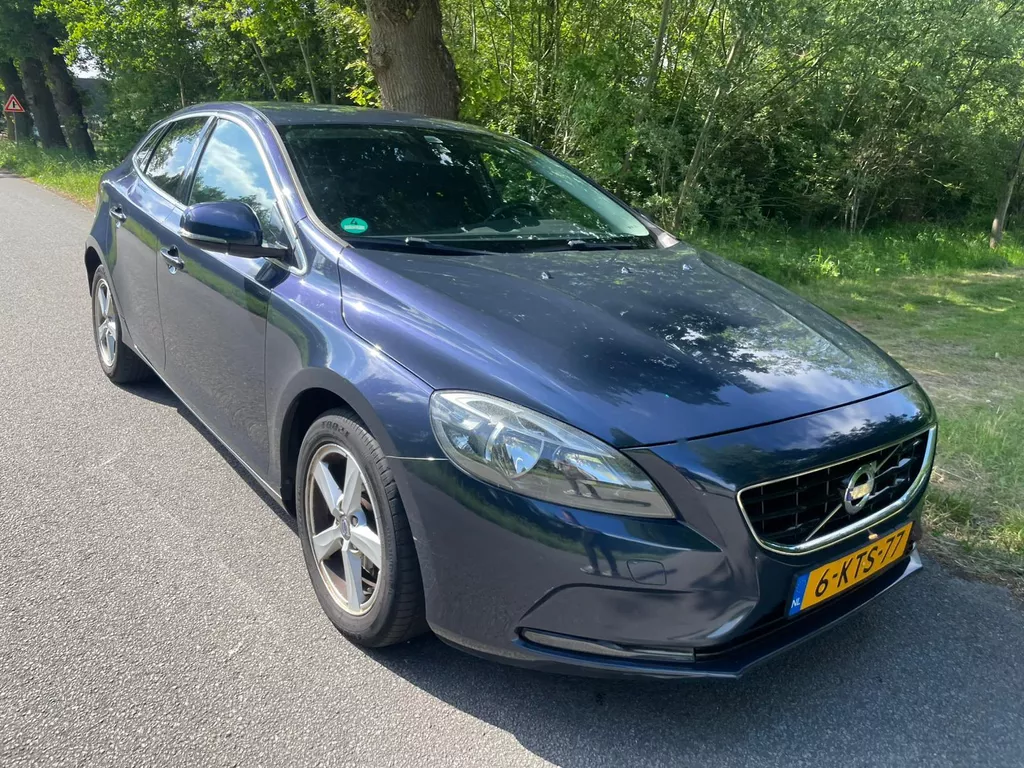 Volvo V40 1.6 D2 Momentum