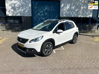 Peugeot 2008 1.2 PureTech *Panorama dak*
