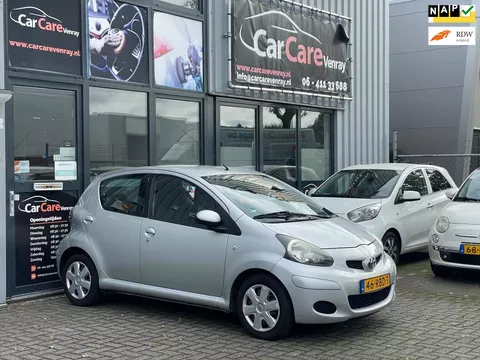 Toyota Aygo 1.0-12V Comfort Navigator|APK09-2025|AIRCO|NAVIGATIE|NAP