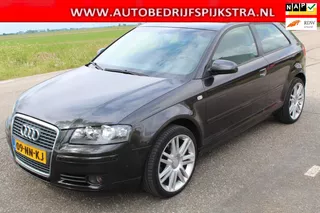 Audi A3 1.6 FSI Ambiente // AIRCO / LMV //