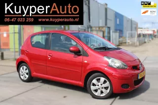Toyota Aygo 1.0-12V Aspiration Red 5 DRS AIRCO nette dealer onderhouden toyota