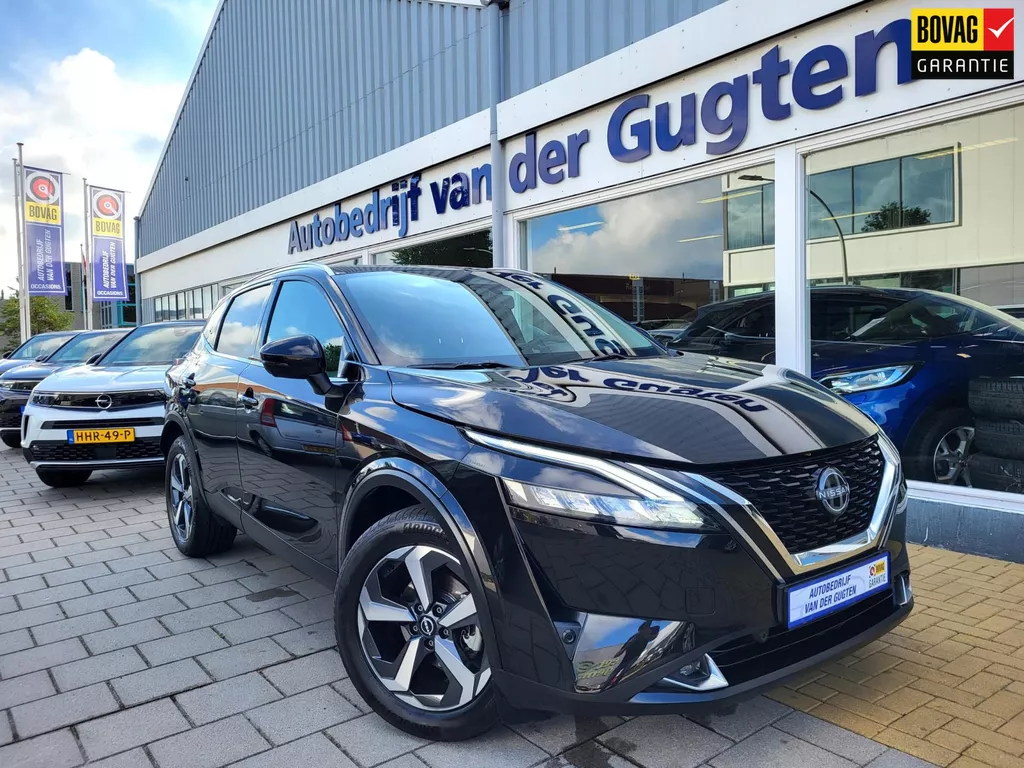 Nissan Qashqai 1.3 MHEV Business Premium/ Panodak / Carplay & Android /