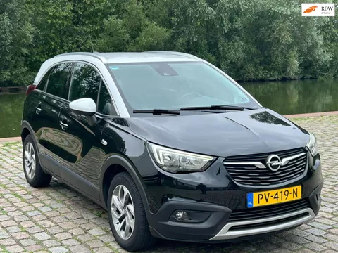Opel Crossland X 1.2 Turbo Innovation navigatie achteruit camera parkeer sensor cruis control
