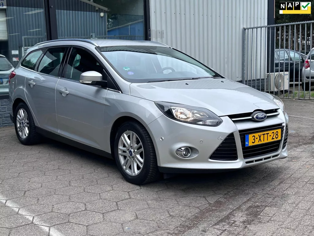 Ford Focus Wagon 1.0 EcoBoost Edition Plus / Airco / navigatie / Parkeer hulp/