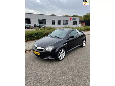 Opel Tigra TwinTop 1.8-16V Cosmo AIRCO / CABRIO