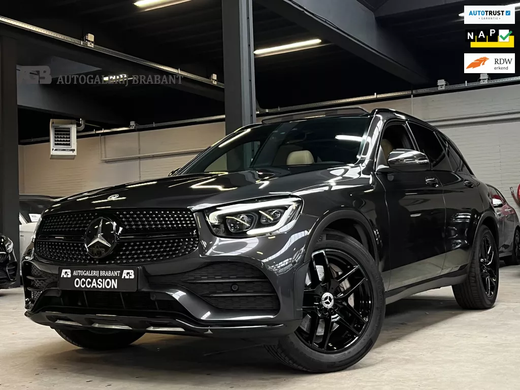 Mercedes-Benz GLC-klasse 200 4MATIC AMG Line Pano/Virtual/Carplay/Camera