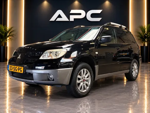 Mitsubishi Outlander Sport 2.0 Invite+