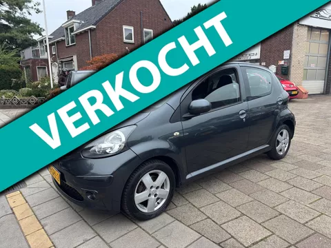 Toyota Aygo 1.0-12V Sport | Airco | Nieuwe APK 1 jaar