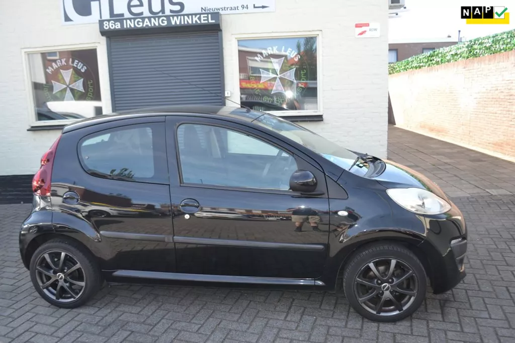 Peugeot 107 1.0 Active / Facelift Model/Pracht Staat