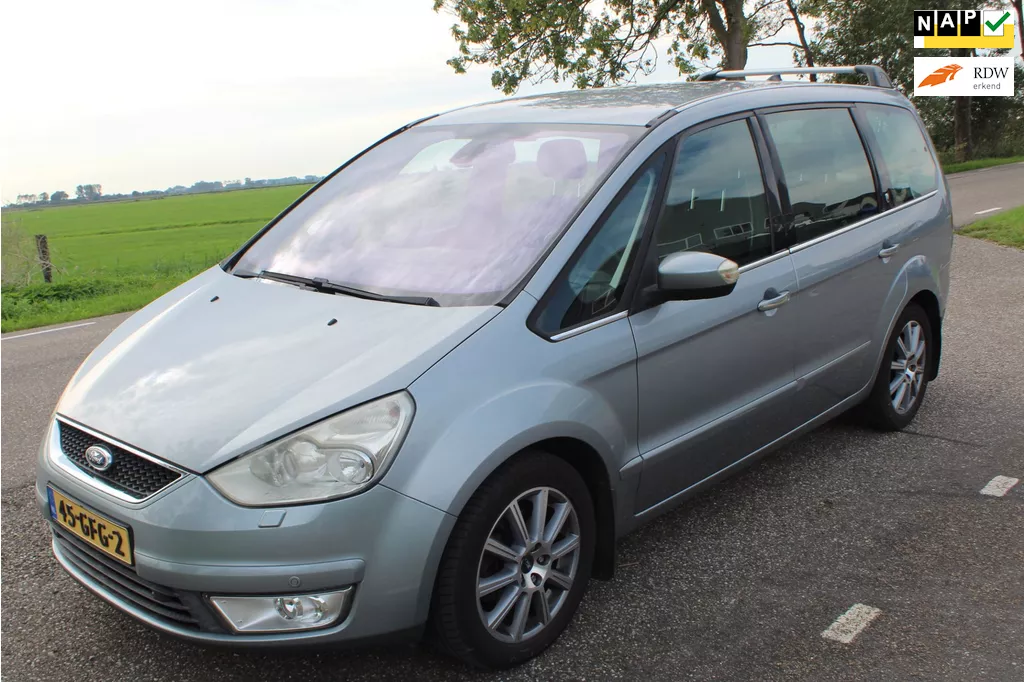 Ford Galaxy 2.0 TDCi Ghia // 7-PERS //