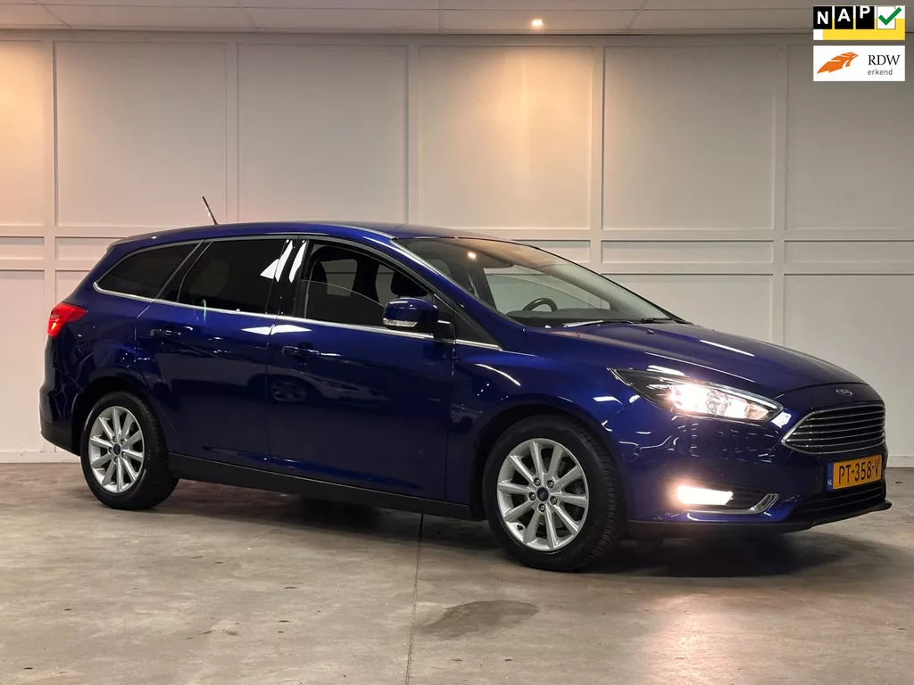 Ford Focus Wagon Titanium / 2017 / Cruise / Navi