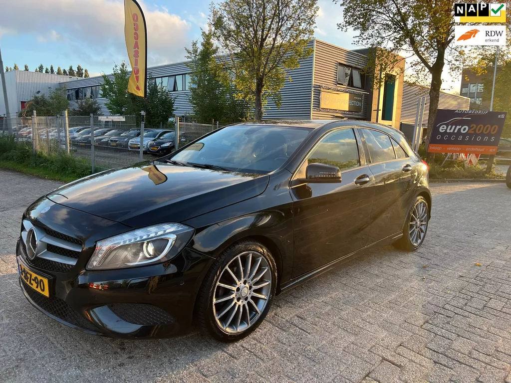 Mercedes-Benz A-klasse 180 - LED XENON - NETJES - NAP !