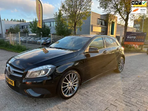 Mercedes-Benz A-klasse 180 - LED XENON - NETJES - NAP !