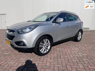 Hyundai Ix35 2.0i i-Catcher*automaat*winterpakket*pano*navi*camera*lederen bekleding* 2012