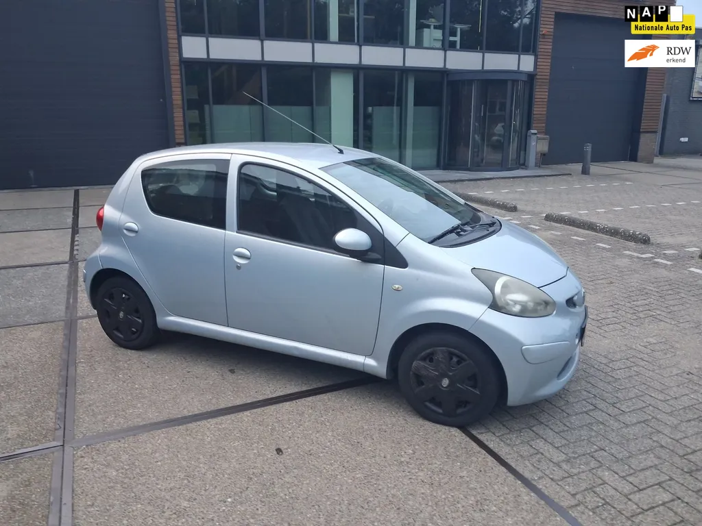 Toyota Aygo 1.0-12V + ((( apk aprl 2027 )))