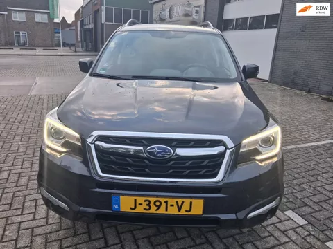 Subaru Forester 2.0 Premium ((( panoramadal/ automaat)))