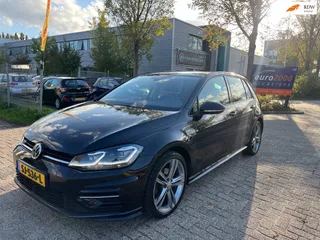 Volkswagen Golf 1.5 TSI Highline Business R - AUTOMAAT - LUXE !