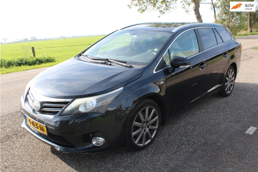 Toyota Avensis Wagon 2.2 D-CAT Executive Business // AUTOMAAT //