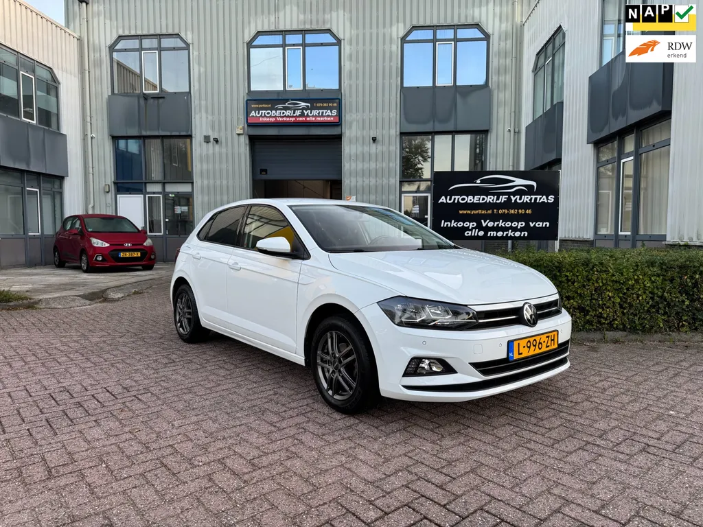 Volkswagen Polo 1.0 TSI Comfortline CARPLAY!