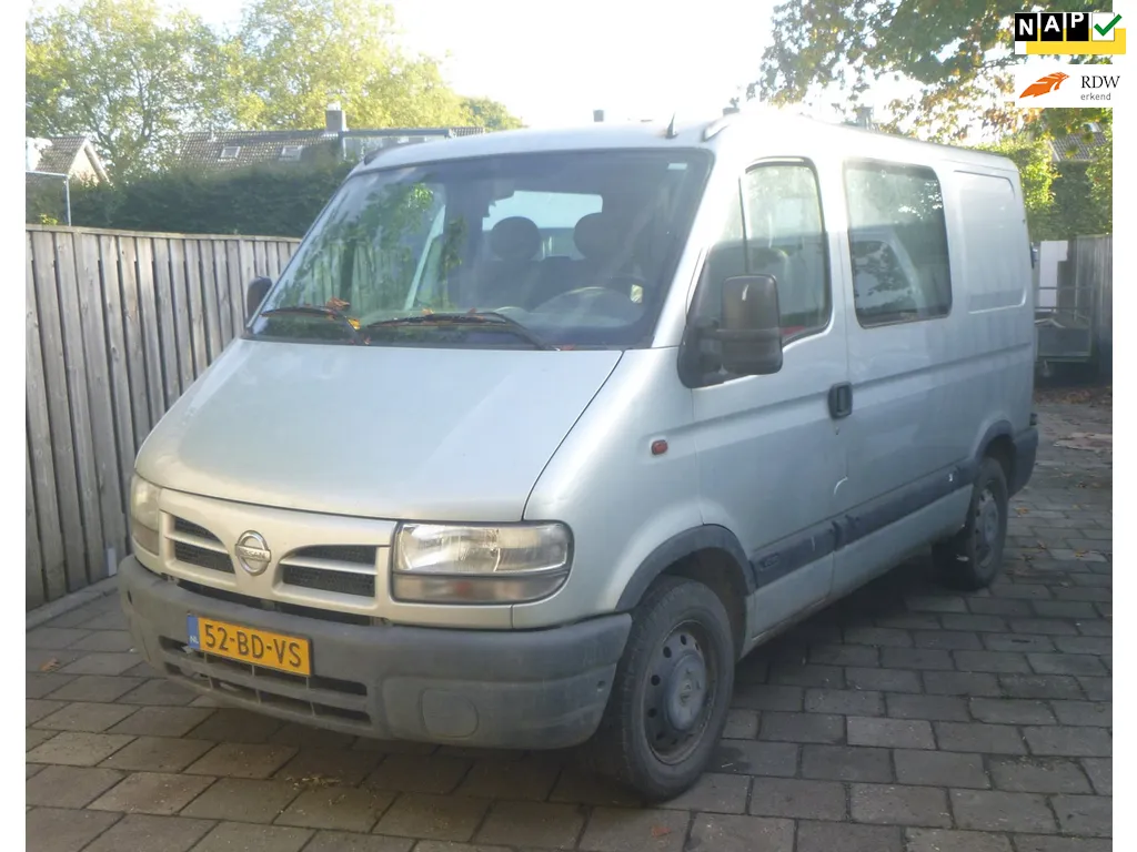 Nissan Interstar 90.28-307L 2.2CDi € 1500 ex btw dubbel cabine